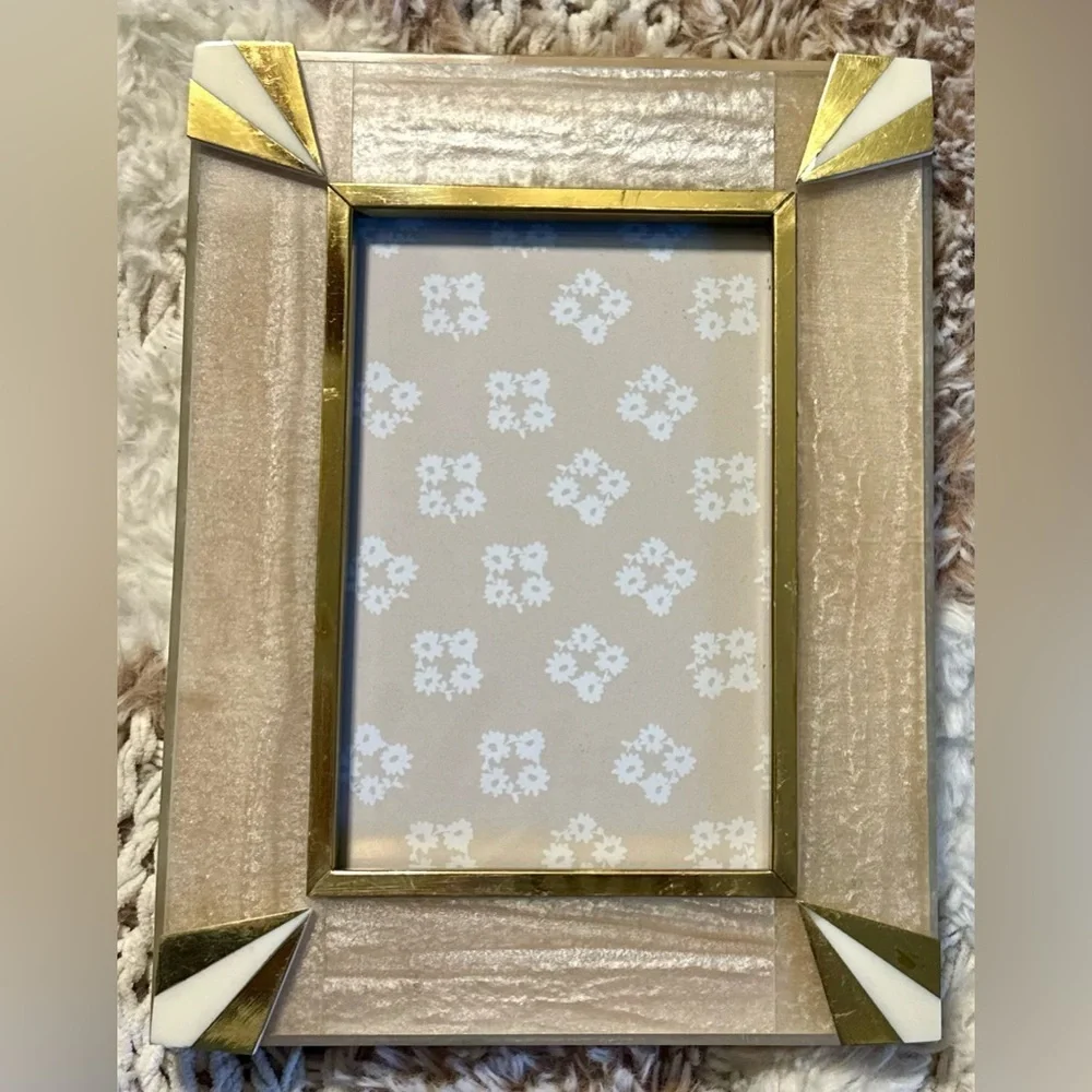 RARE Anthropologie NWT Zelda Frame 4x6